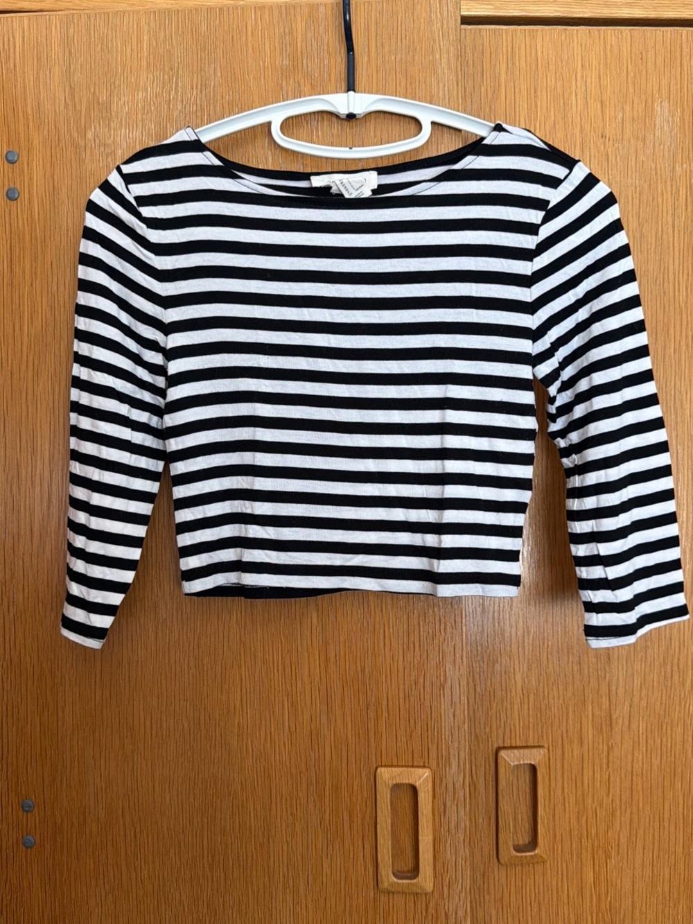 Forever 21 Black & White Striped Cropped T-shirt